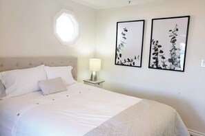 Strykejern/-brett, reiseseng for barn, wi-fi (inkludert) og sengetøy