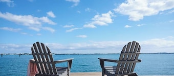 Sea View Contemporary 3Bed Upper - 3A