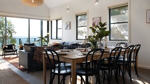 Dining - Bally Blonde - Five bedroom luxury with stunning sunset views! (Daylesford)