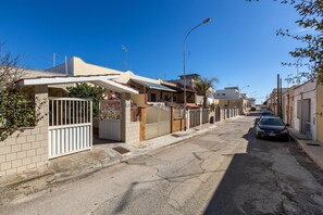 บริเวณภายนอก