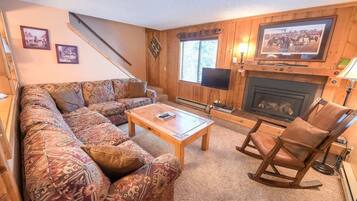 TV, fireplace, offices