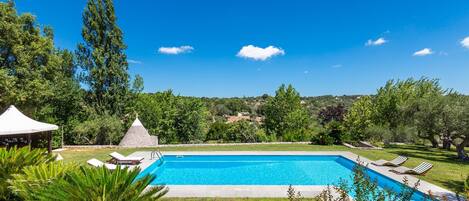 季節性室外游泳池