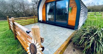 Beech Pod Cabin in Beautiful Surroundings Wrexham