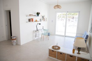 Smart TV - Villa Ravanica (Giannuzza) with pool 400m from the beach (Marina di Ragusa)