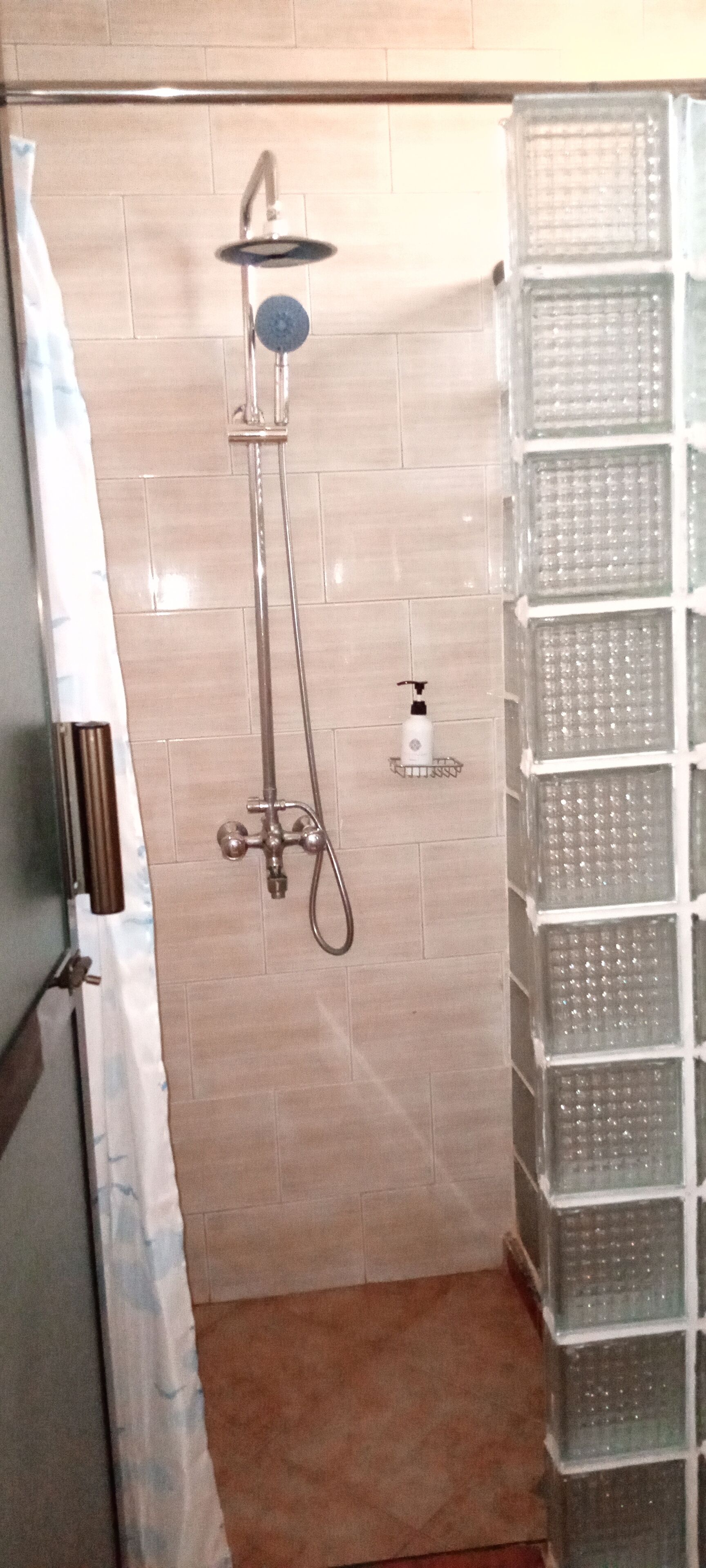 Standard Double Room | Bilik Mandi