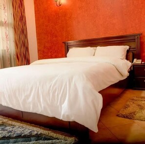 Kamar Double Standar | Wi-Fi gratis dan seprai linen