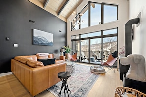 Smart TV, fireplace, stereo - Tremblant Prestige - Verbier 7-204 (Mont-Tremblant)