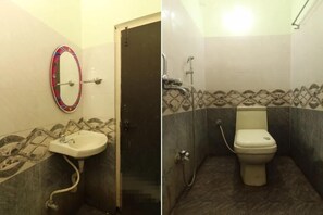 Bathroom - iROOMZ Hotel Sagar Grand (Hyderabad)