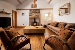 Smart-TV, Kamin, Tischfußball