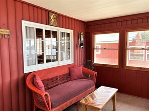 Televisión, chimenea