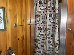 Interior - Wild Goose Resort - Drake (Park Falls)