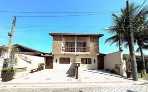 Villa Deluxe | Exterior