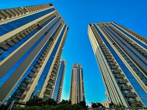 ด้านหน้าที่พัก