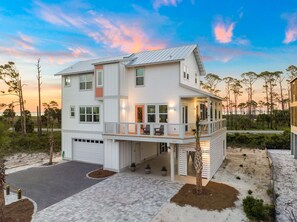 Exterior - Book Now for Holiday Getaways! Dog-Friendly! Community Pool! Gulf, Bay Access! (Port St. Joe)