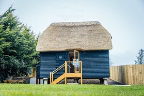 Exterior - Charming Barn Conversion near Canterbury, Kent (Preston, Canterbury)