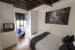 1 chambre, fer et planche à repasser, Wi-Fi gratuit, draps fournis