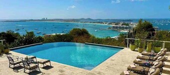 Villa Ladida - Luxurious Villa with Magnificent view