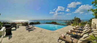 Villa Ladida - Luxurious Villa with Magnificent view