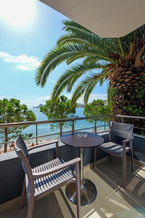 Vista para praia/oceano