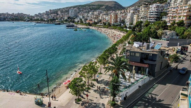 Unclassified image, 1 of 98, button - Hotel Summer (Sarandë)