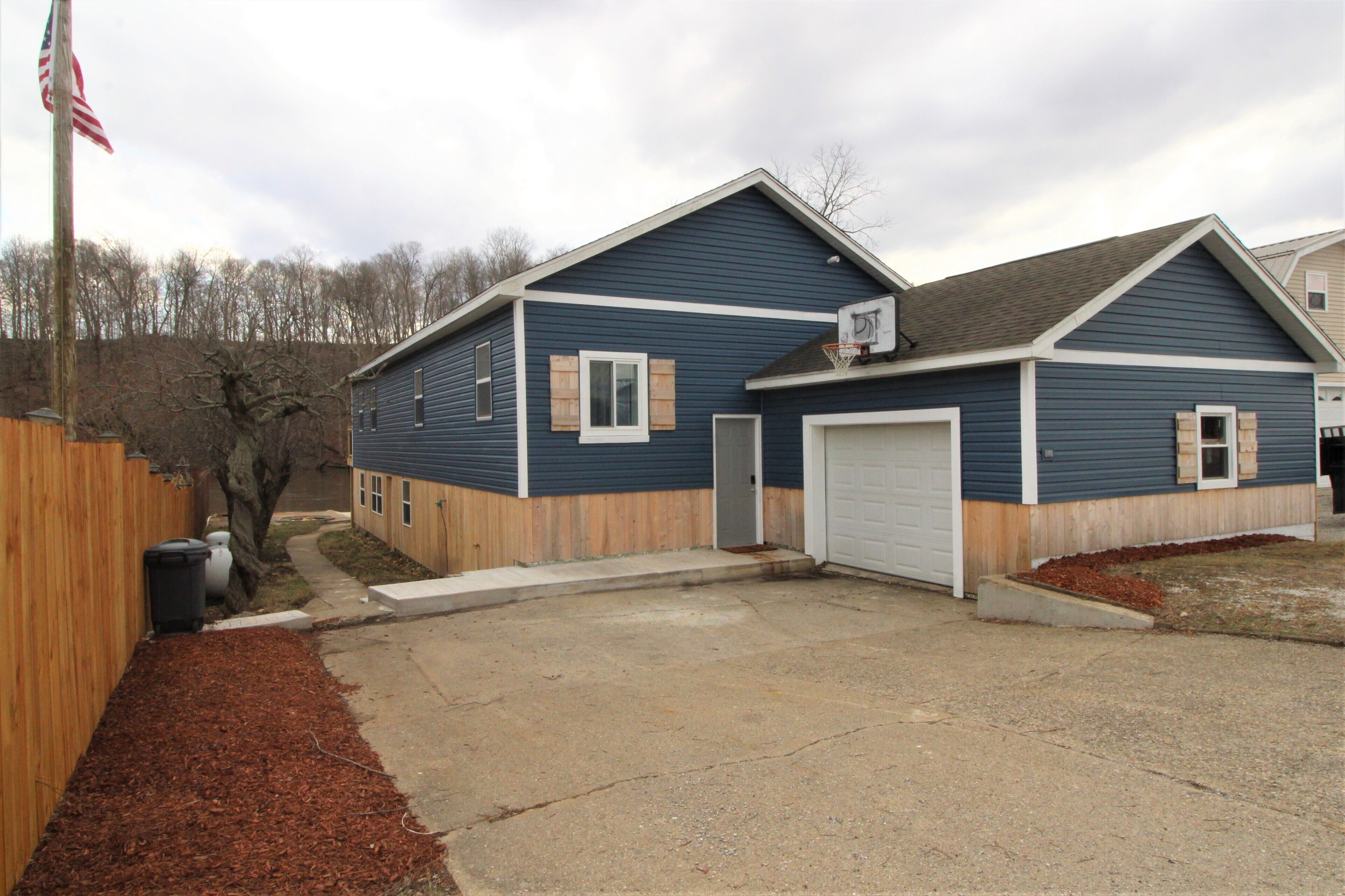 Entire House on the River!