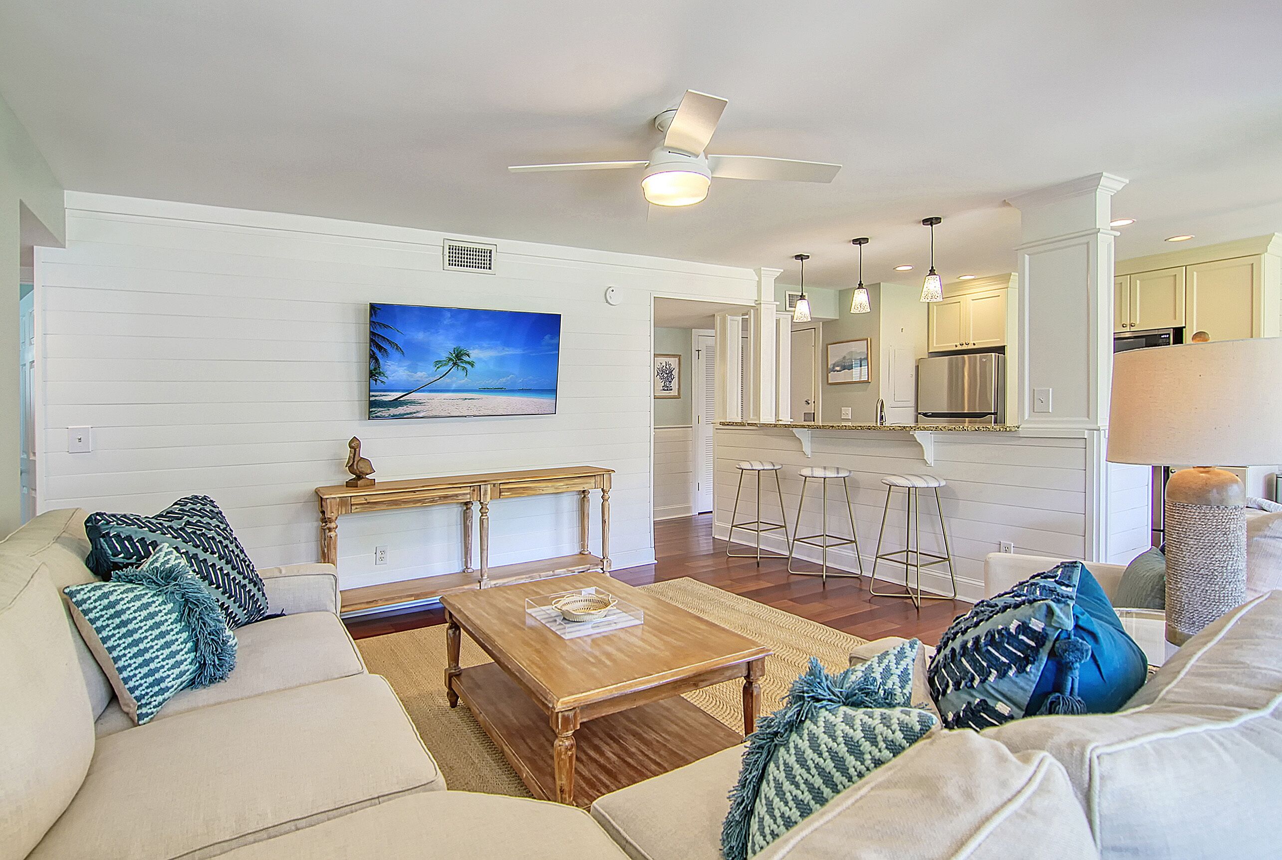 Spacious villa near tennis and Sanctuary