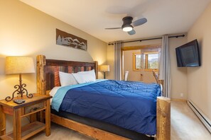 3 bedrooms, free WiFi - 2056 The Pines 2 Bedroom Condo by RedAwning (Keystone)