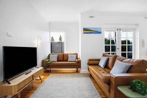 TV, offices
