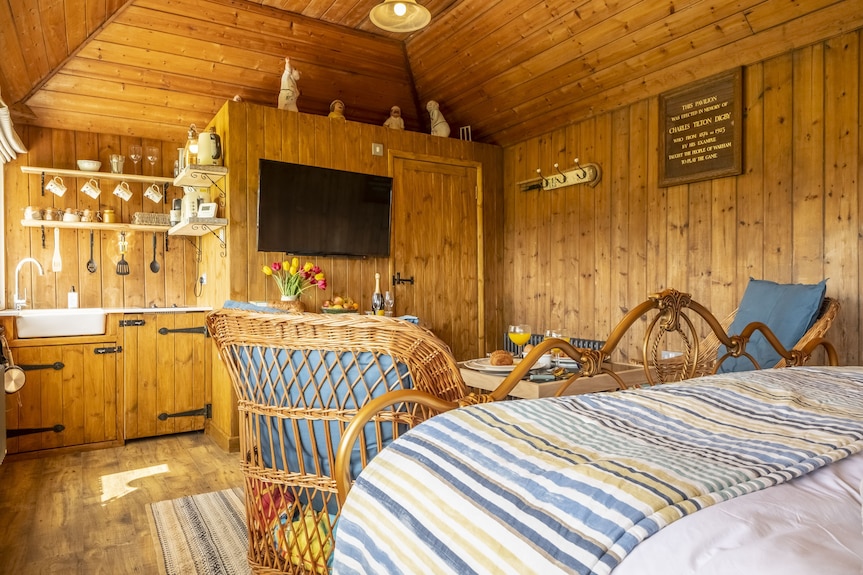The Cricket Pavilion, Warham, Norfolk - Norfolk