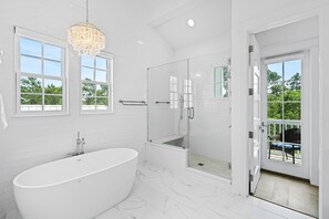 Bathtub, hair dryer, towels - Royal Blue | Gated Neighborhood, Dedicated Beach Access, Golf Cart + Bikes (SANTA ROSA BEACH)