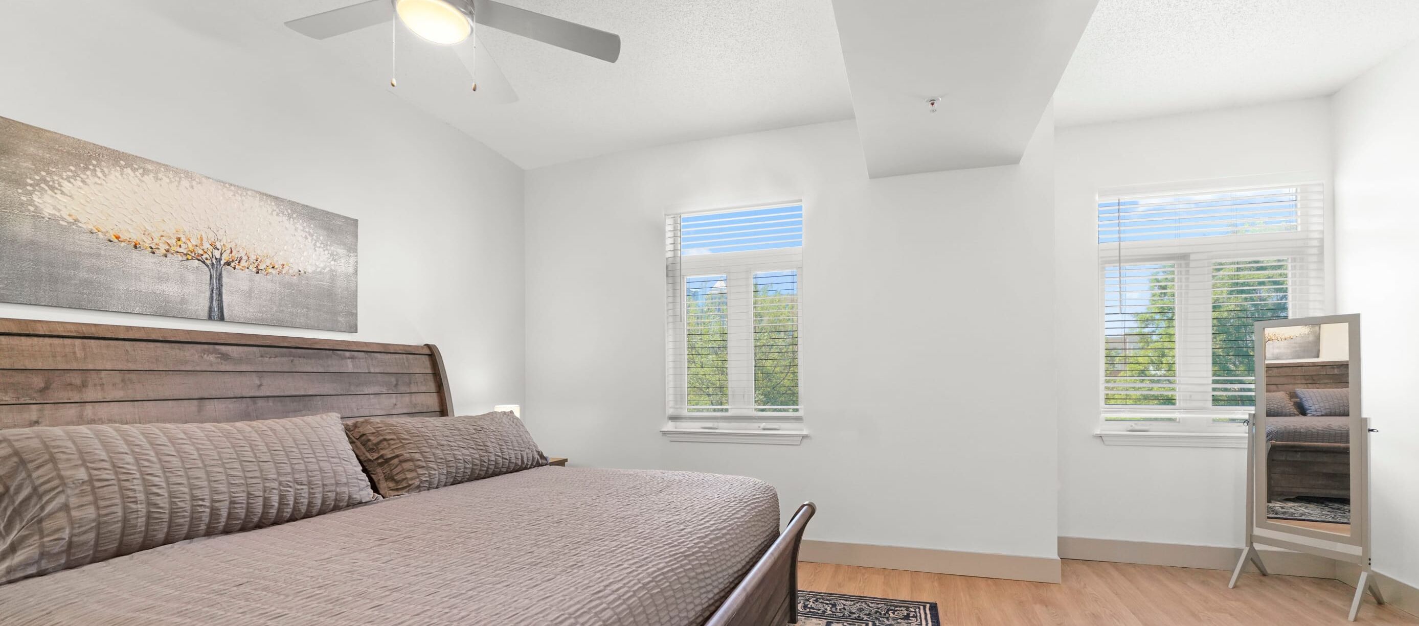 StaysByWalker CityCenter 3BR w/King Beds! 1340SqFt