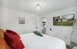 2 bedrooms, WiFi, bed sheets