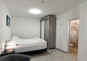 1 chambre, Wi-Fi gratuit, draps fournis