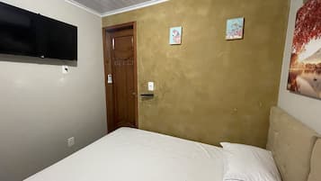 1 camera, Wi-Fi, lenzuola