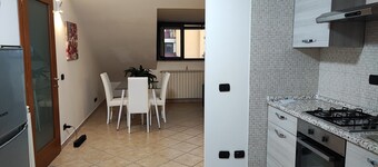 Attic 2 minutes from Viale Carlo III, Campania Shopping Center and La Reggia.