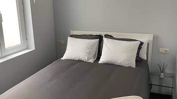 2 habitaciones, wifi gratis y ropa de cama