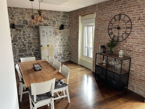 Dining - Tu casa en Cimadevilla (Gijón)