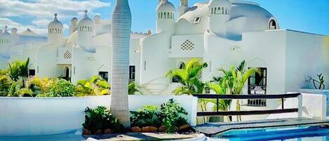 Ulkouima-allas, lämmitetty uima-allas