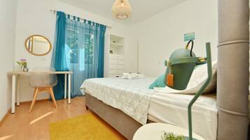 Apartment | 3 bedrooms, iron/ironing board, WiFi (free), bed sheets