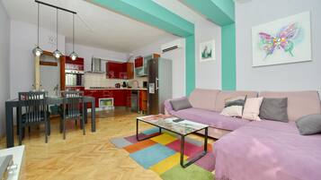 Apartment | Living area