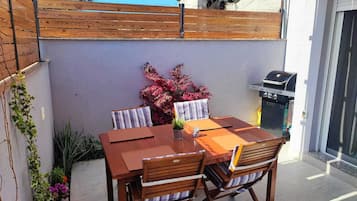 Villa | Tempat makan luar