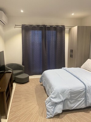 1 bedroom, WiFi, bed sheets