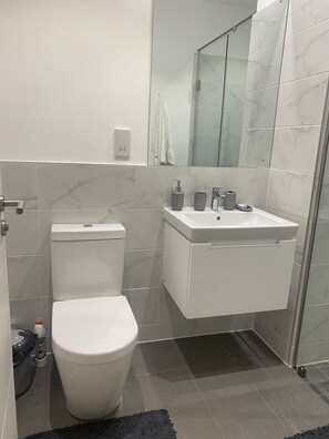 Doccia, asciugamani, sapone