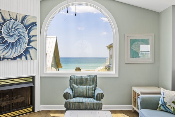 Smart TV, fireplace - Sea La Vie | Oceanfront + Community Pool! (North Topsail Beach)