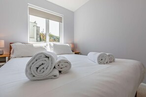 2 Schlafzimmer, Bügeleisen/Bügelbrett, kostenloses WLAN, Bettwäsche