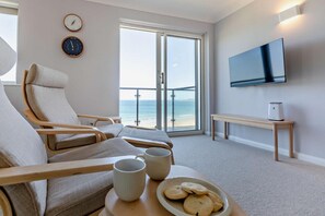 TV - 2 Bed in Putsborough (oc-f27451) (Croyde)
