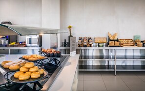 Daily buffet breakfast for a fee