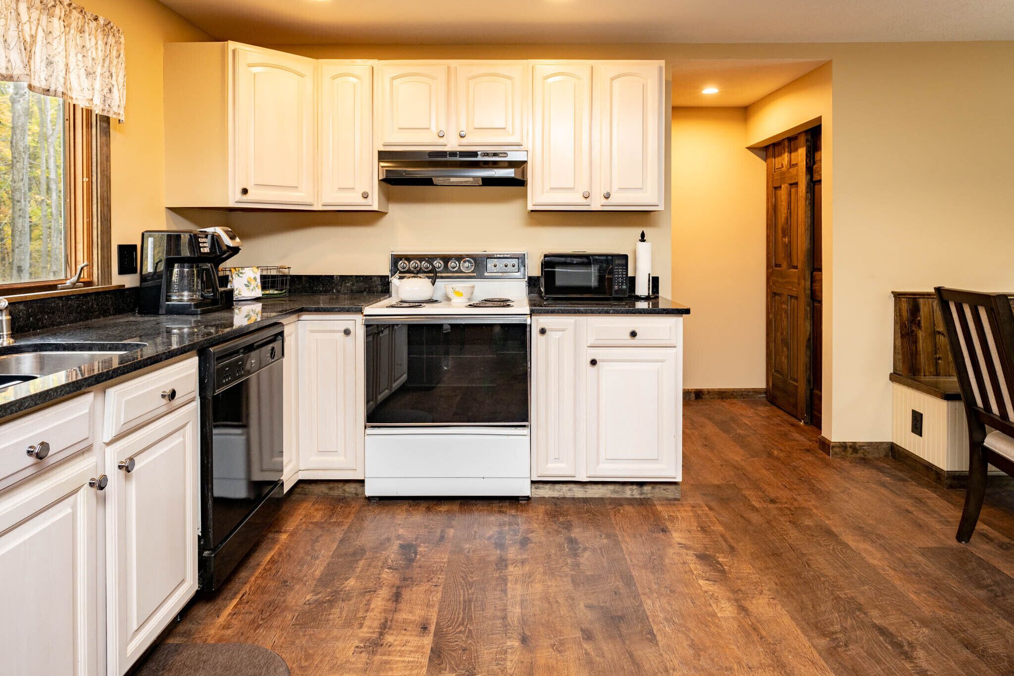 Secluded Cabin with walking trails