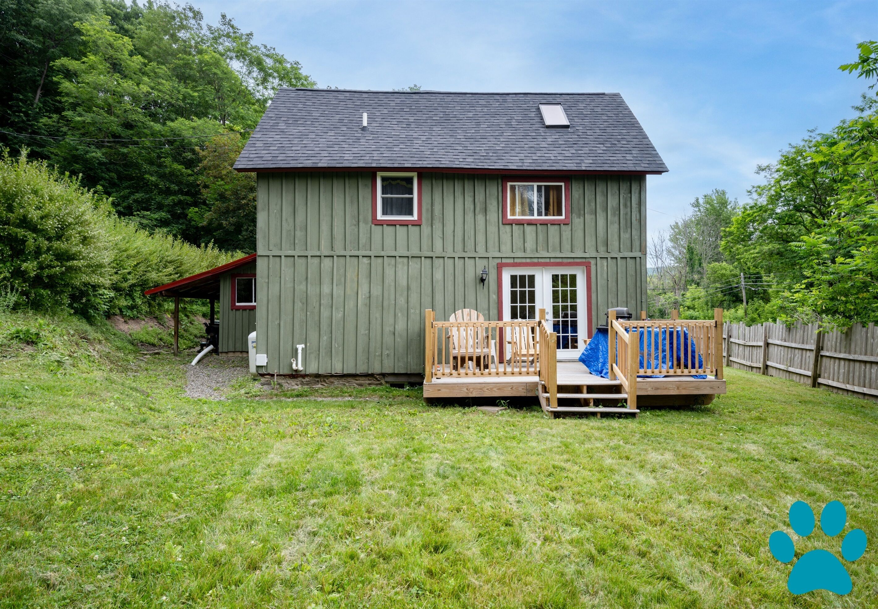 Gully Side Getaway in the West River Valley near Bristol Mountain