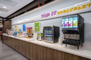 Free daily buffet breakfast - TRU BY Hilton Wake Forest Raleigh North (Wake Forest)
